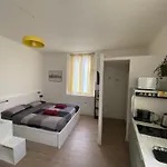 Bright 21 Station Apartamento