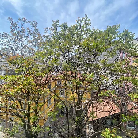 Bright 21 Station Apartment Milan